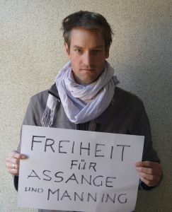 s_freiheit-fuer-assange-und-manning